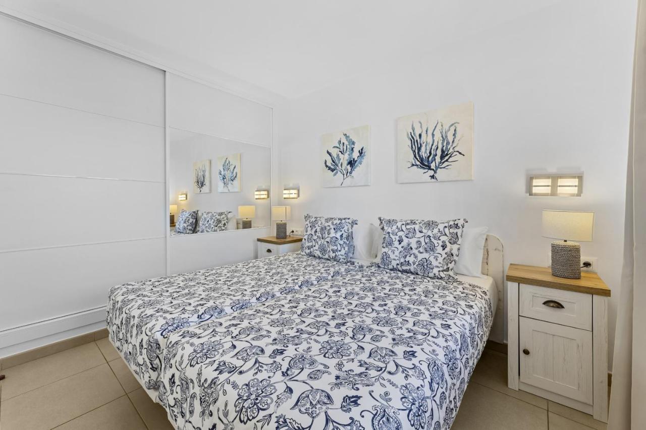 شقة Casahost Bastian Boutique II Seaview كوستا تاغيسي المظهر الخارجي الصورة