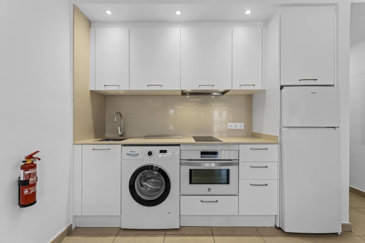 شقة Casahost Bastian Boutique II Seaview كوستا تاغيسي المظهر الخارجي الصورة